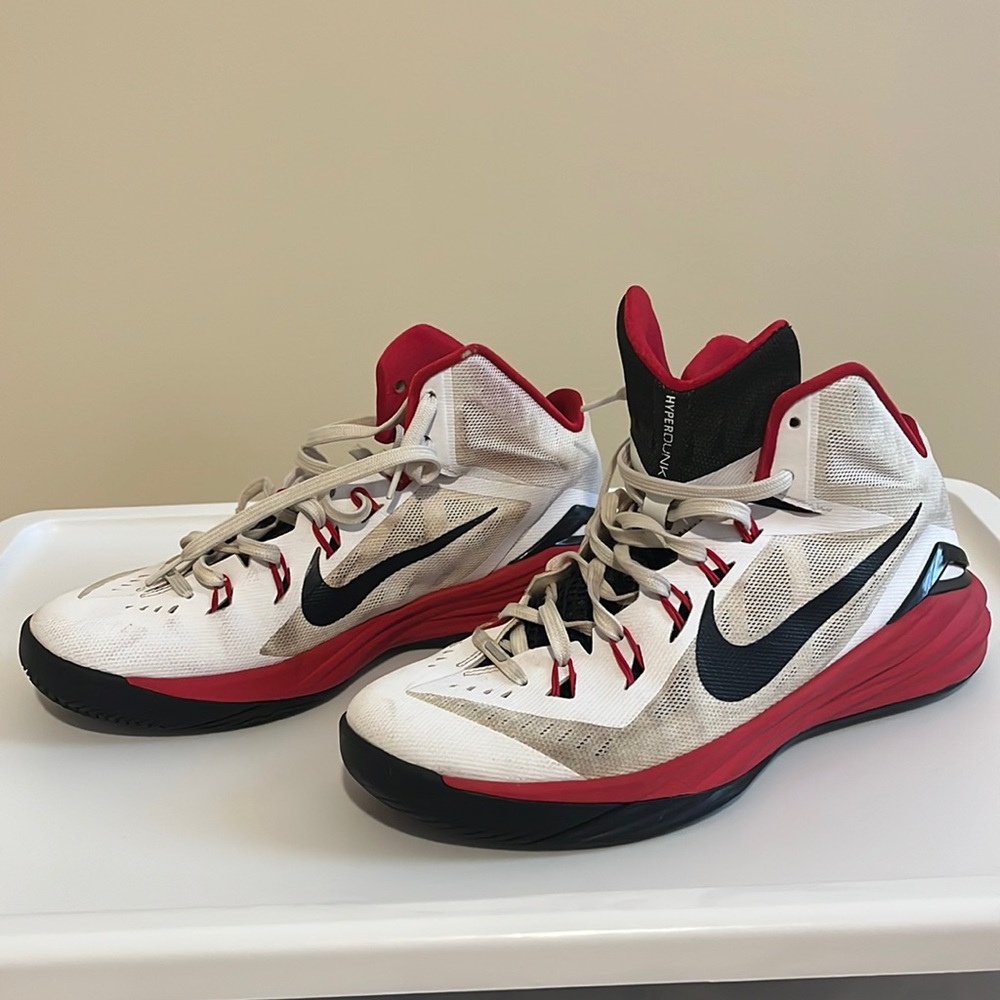men’s nike hyper dunk